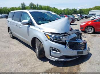  Salvage Kia Sedona