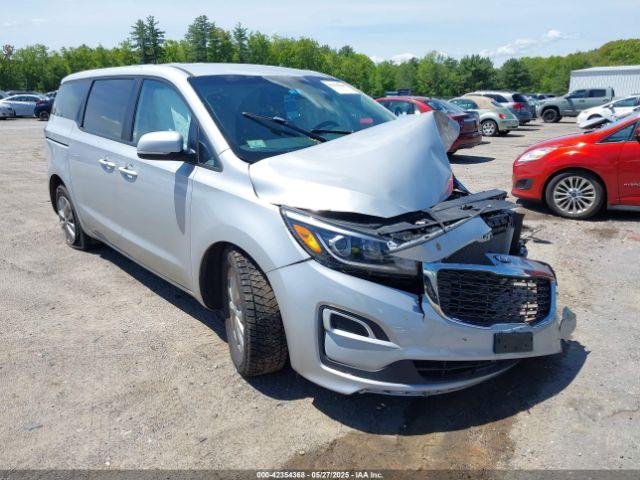  Salvage Kia Sedona