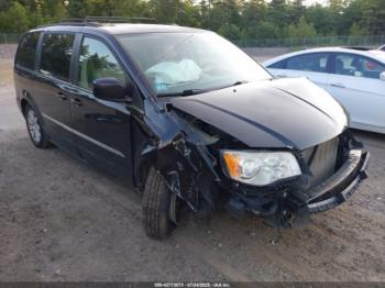  Salvage Chrysler Town & Country