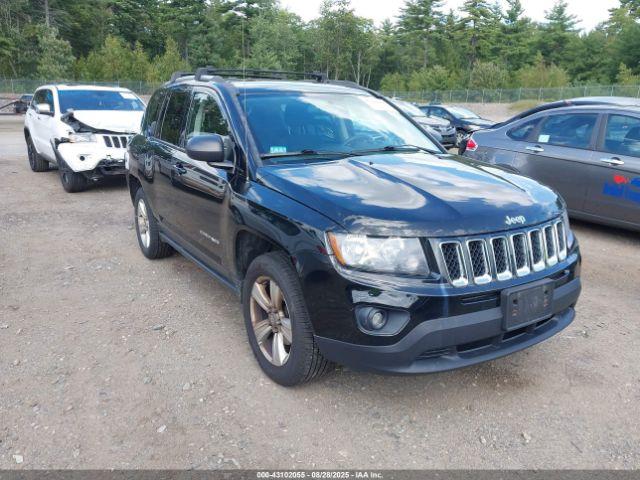  Salvage Jeep Compass