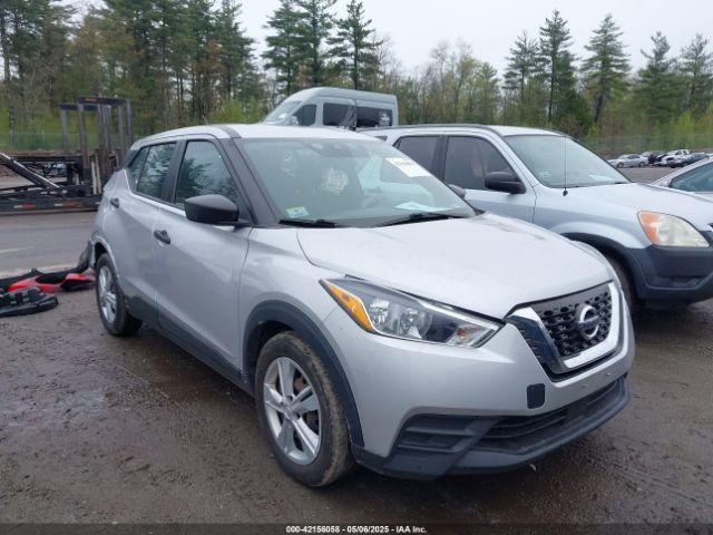  Salvage Nissan Kicks