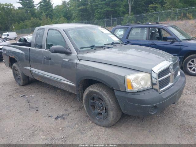  Salvage Dodge Dakota