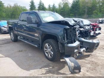  Salvage Chevrolet Silverado 2500