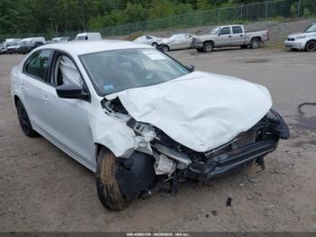  Salvage Volkswagen Jetta