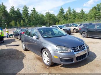  Salvage Volkswagen Jetta