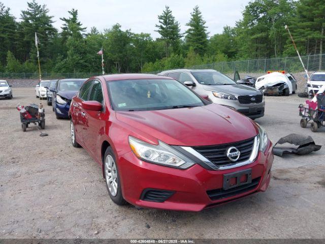  Salvage Nissan Altima