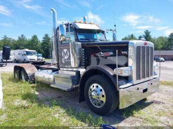  Salvage Peterbilt 389