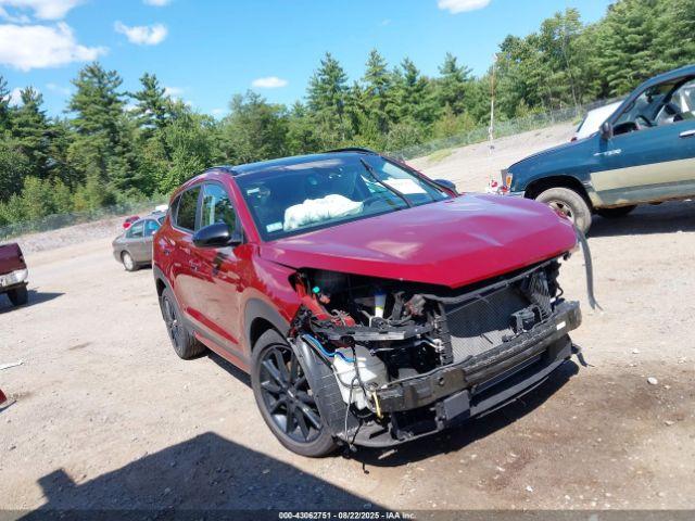  Salvage Hyundai TUCSON