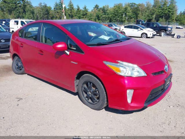  Salvage Toyota Prius
