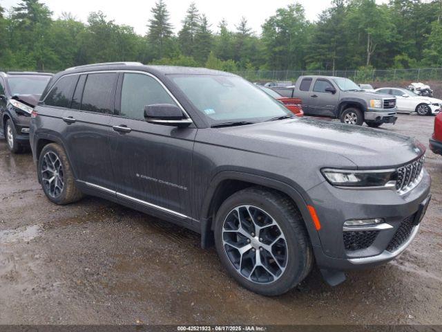  Salvage Jeep Grand Cherokee