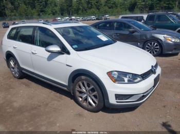  Salvage Volkswagen Golf