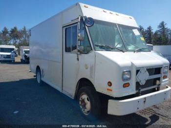  Salvage Freightliner Chassis