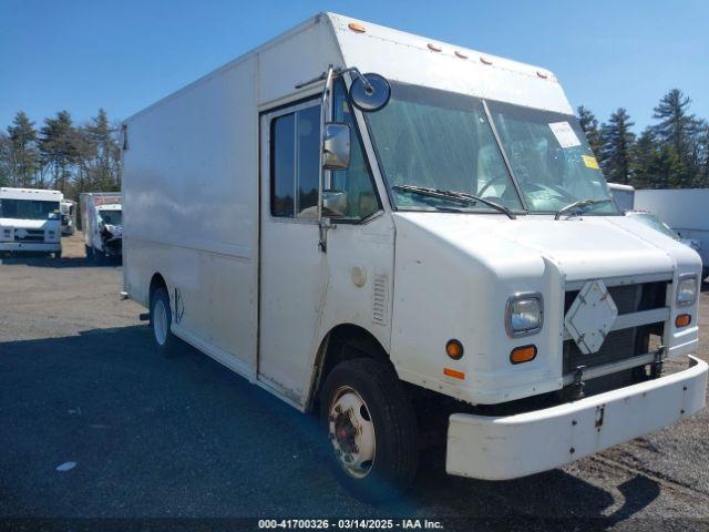  Salvage Freightliner Chassis