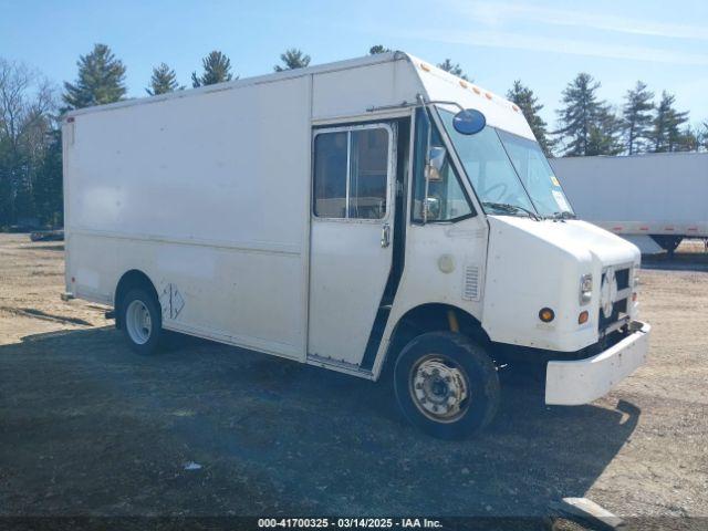  Salvage Freightliner Chassis