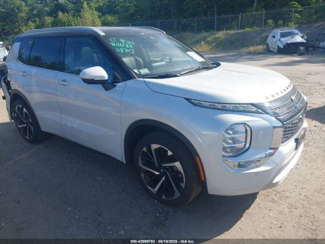  Salvage Mitsubishi Outlander