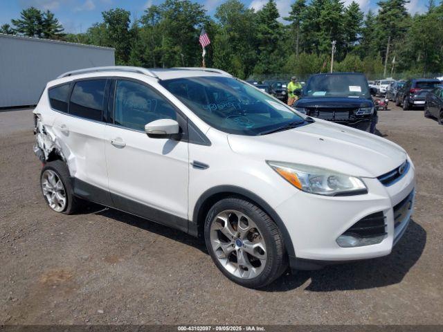  Salvage Ford Escape
