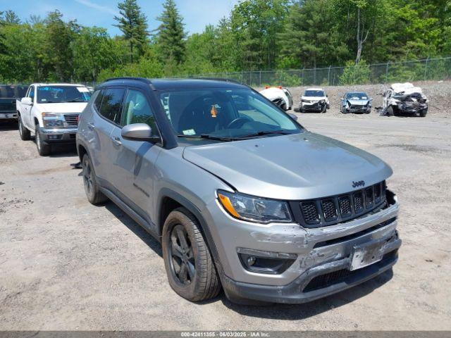  Salvage Jeep Compass