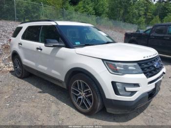  Salvage Ford Explorer