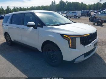  Salvage Kia Carnival