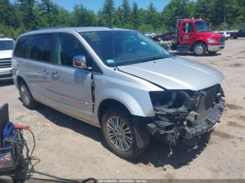 Salvage Chrysler Town & Country