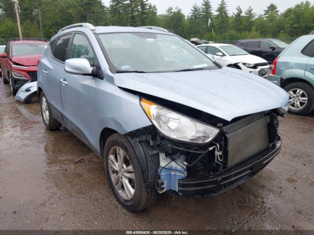  Salvage Hyundai TUCSON
