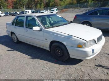  Salvage Volvo S70