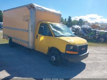  Salvage General Motors Savana Cutaway