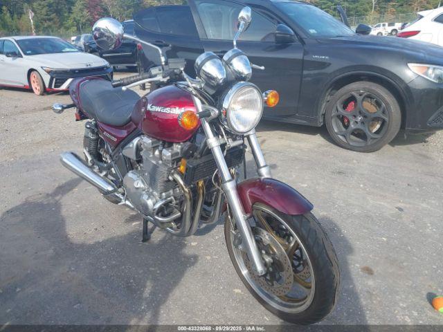  Salvage Kawasaki Zr1100