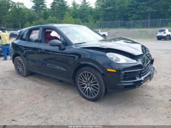  Salvage Porsche Cayenne