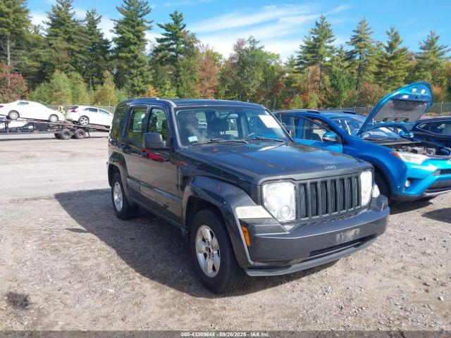  Salvage Jeep Liberty