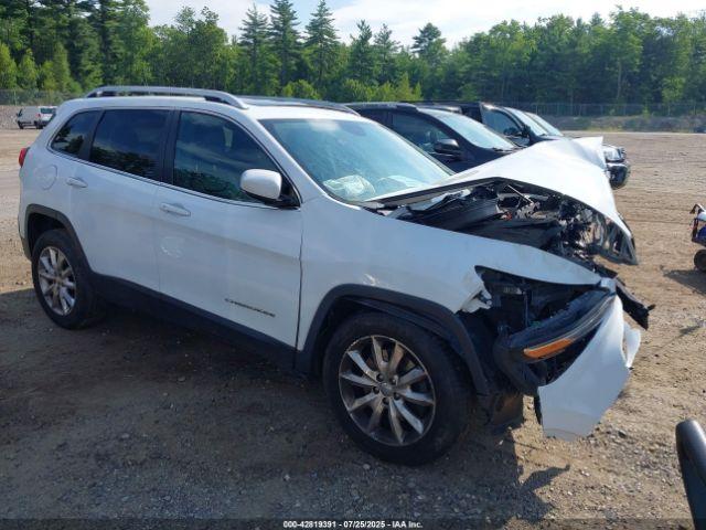  Salvage Jeep Cherokee