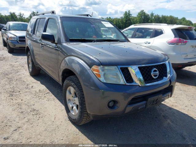  Salvage Nissan Pathfinder