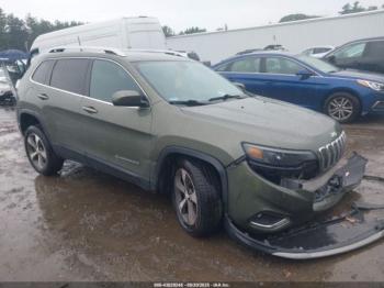  Salvage Jeep Cherokee
