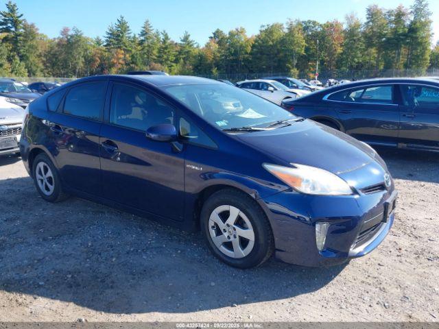  Salvage Toyota Prius
