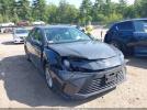 Toyota Camry Le Image 16