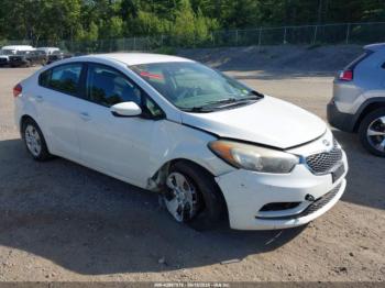  Salvage Kia Forte