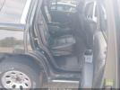 GMC Yukon Denali Image 5