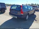 Volvo XC70 2.5t Image 9