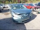 Toyota Camry Le Image 12