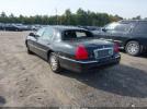 Lincoln Towncar Signature Image 4