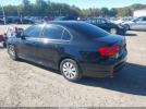 Volkswagen Jetta 2.0l S Image 6
