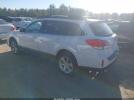Subaru Outback 2.5i Premium Image 2