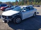 Toyota Camry Le Image 10