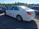 Toyota Camry Le Image 17