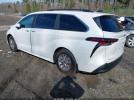 Toyota Sienna Xle Image 2