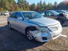 Toyota Camry Le Image 5