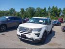 Ford Explorer Platinum Image 2