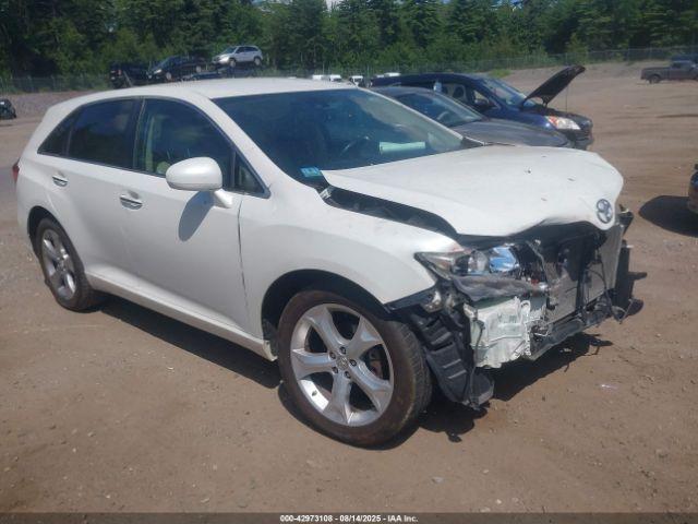  Salvage Toyota Venza