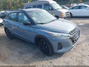  Salvage Nissan Kicks