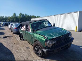  Salvage Ford Bronco